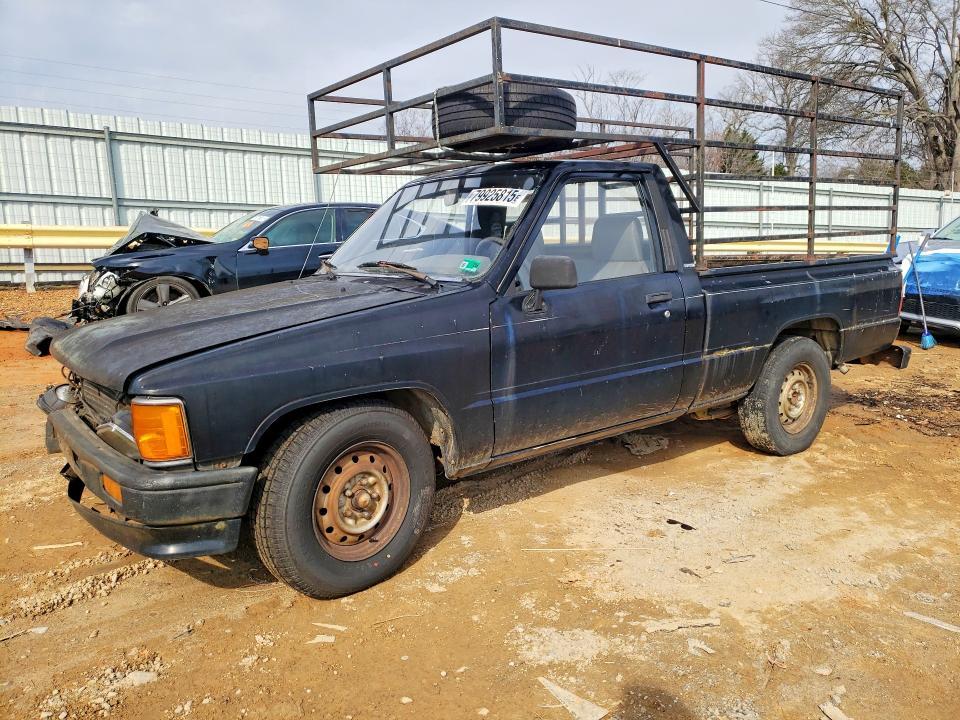 1988 Toyota Pickup Base