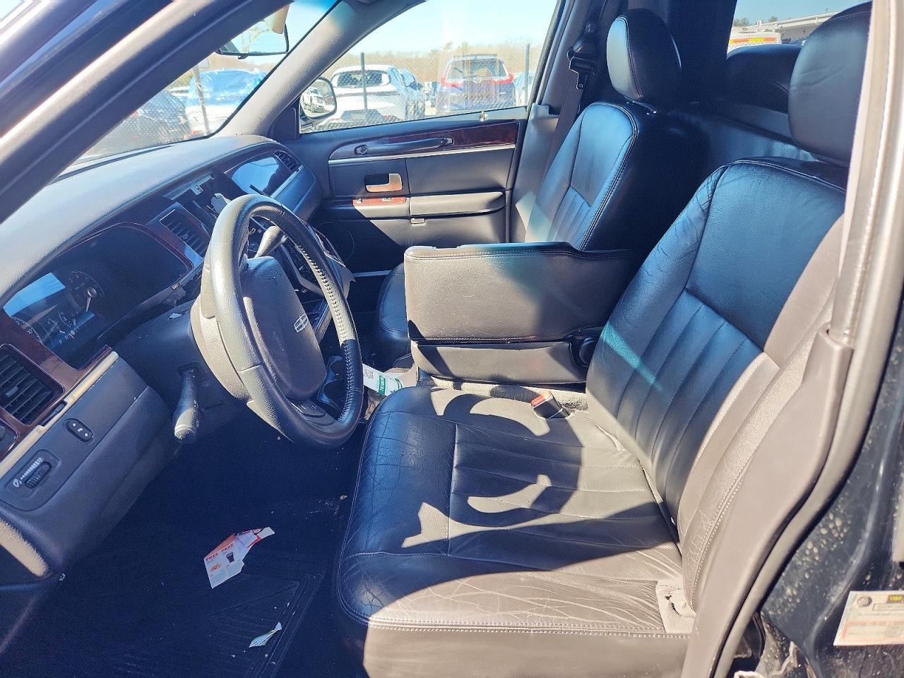 2007 Lincoln Townhouse Town car Executive