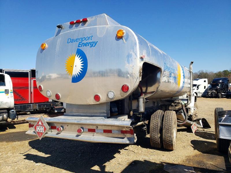 2026 Freigliner 2026 Freightliner Business Class M2 Tank Truck
