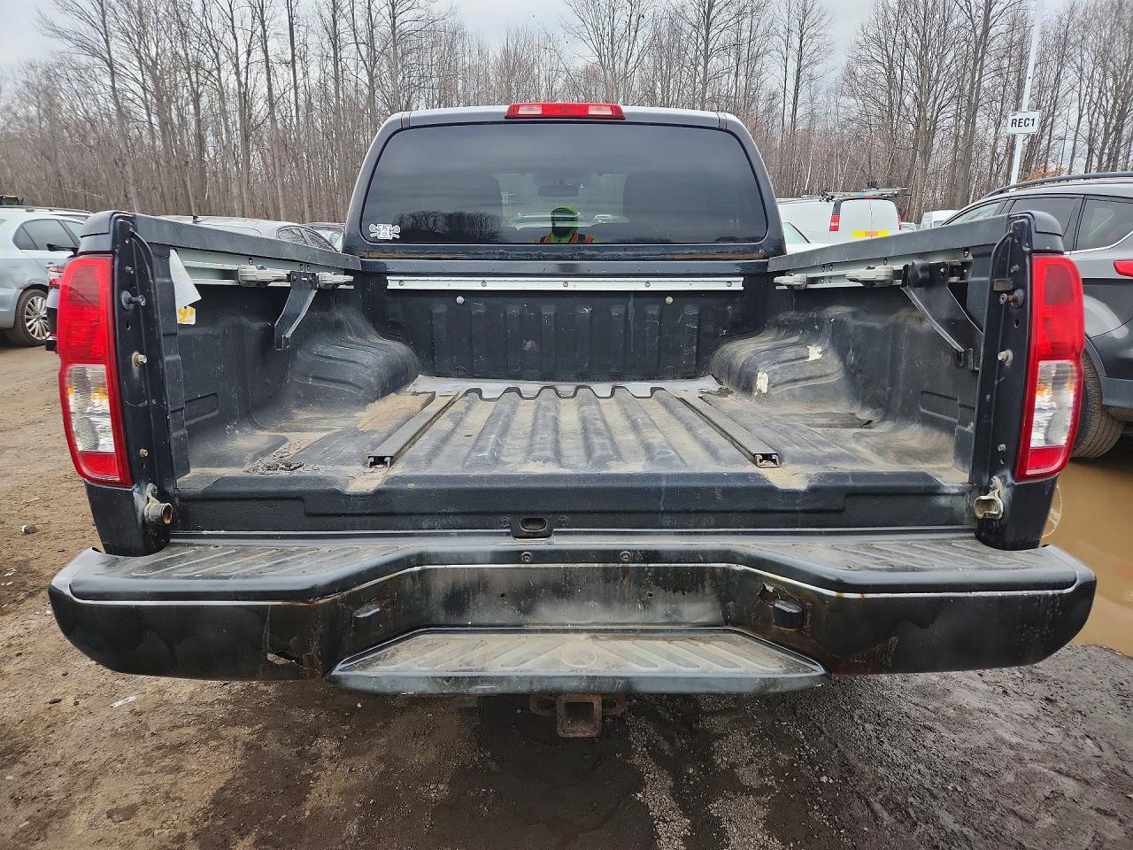 2010 Nissan Frontier SE V6