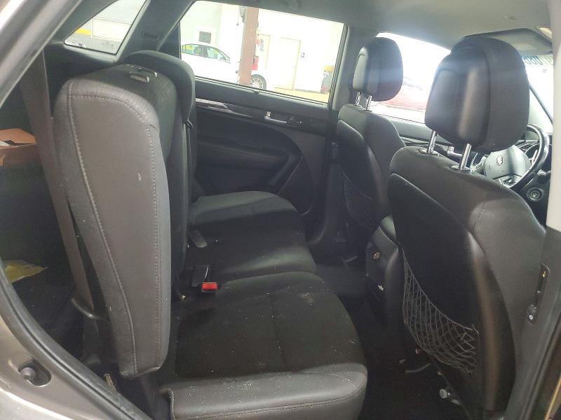 2015 KIA Sorento lx