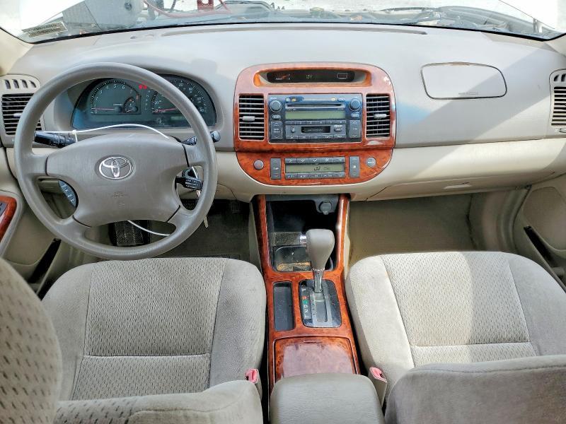 2004 Toyota Camry xle