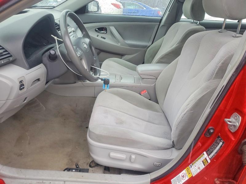 2010 Toyota Camry le