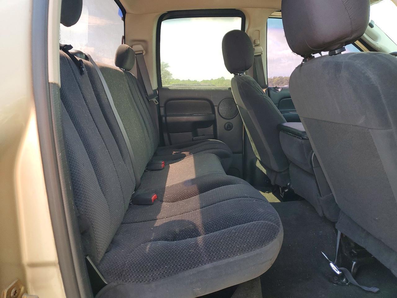2005 Dodge RAM 1500 ST