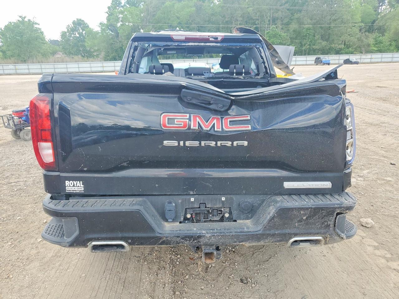 2024 GMC Sierra K1500 Elevation