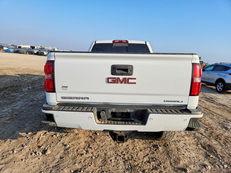 2016 GMC Sierra