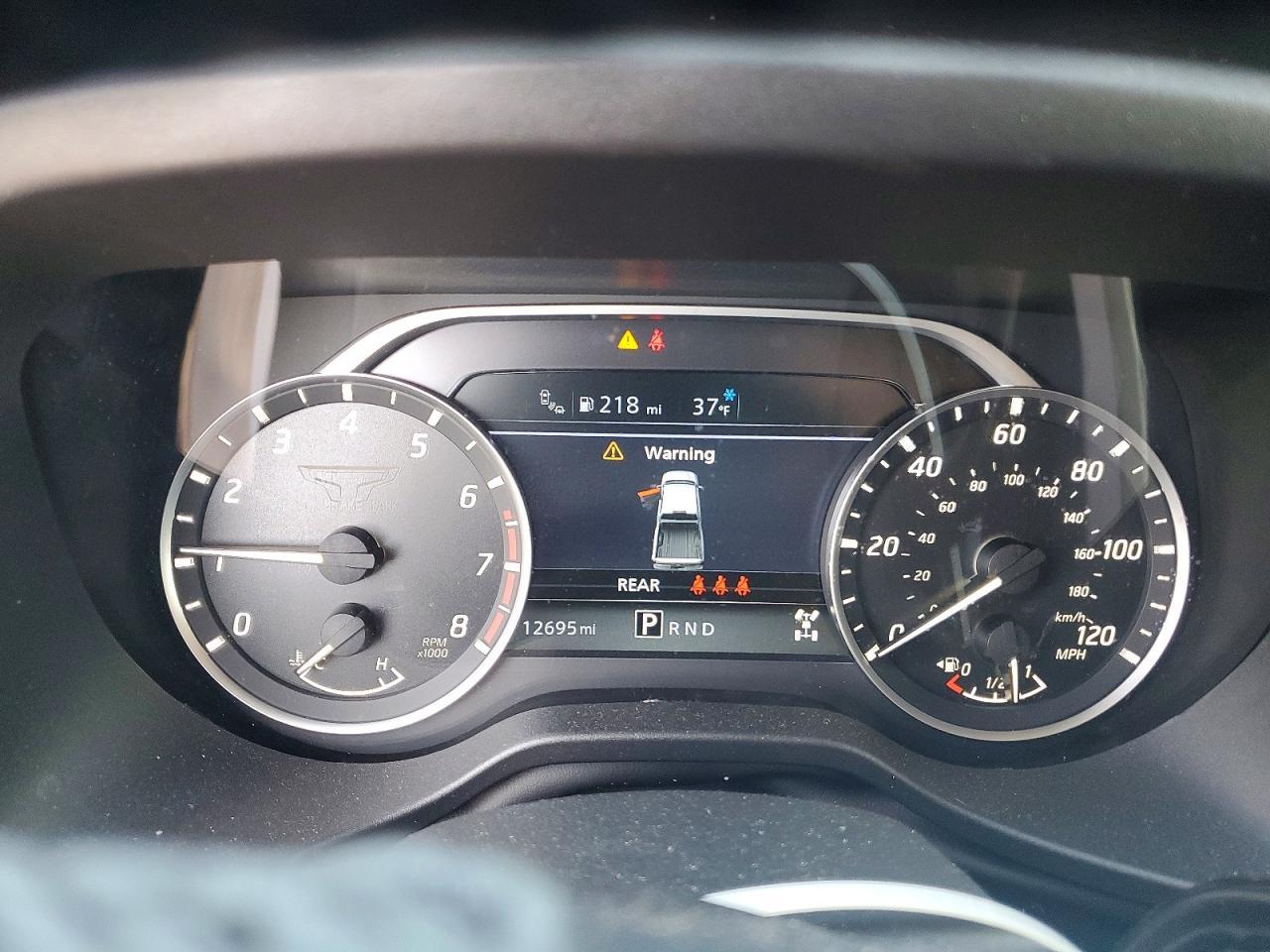 2024 Nissan Titan SV