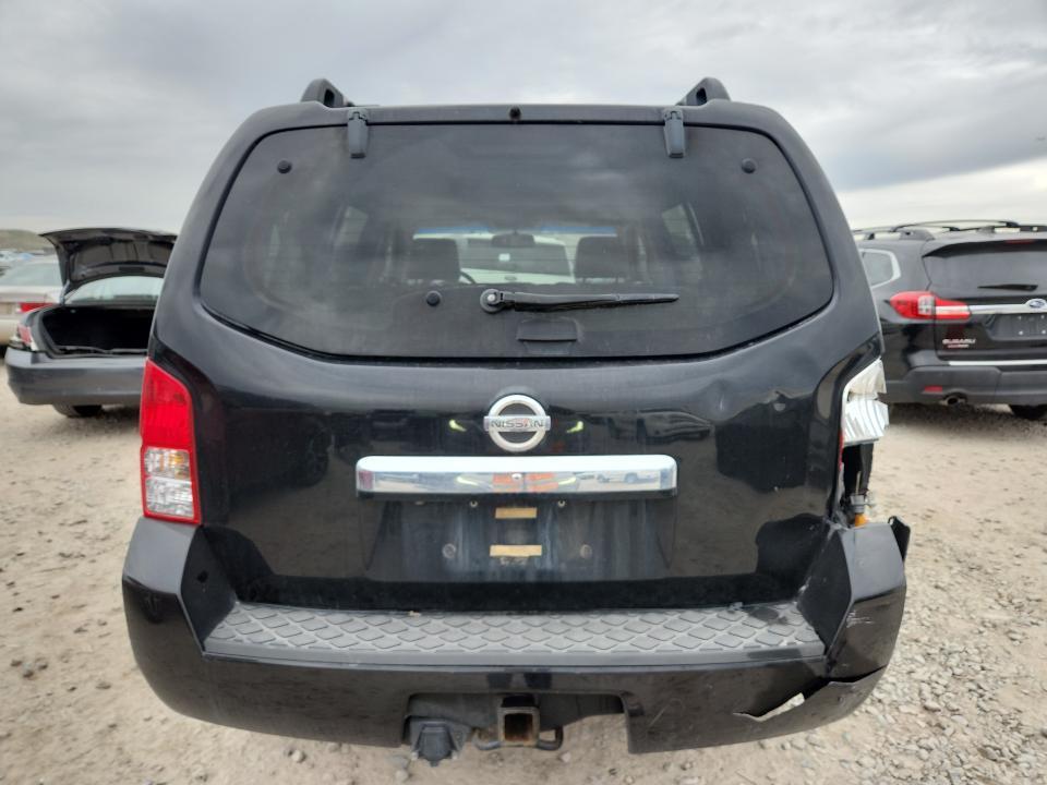 2008 Nissan Pathfinder se V8