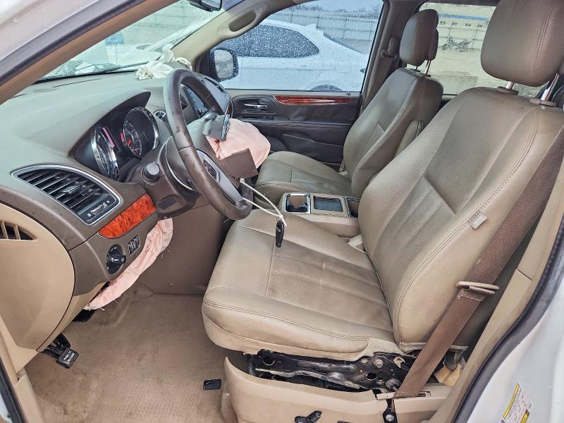 2014 Chrysler Town & Country Touring