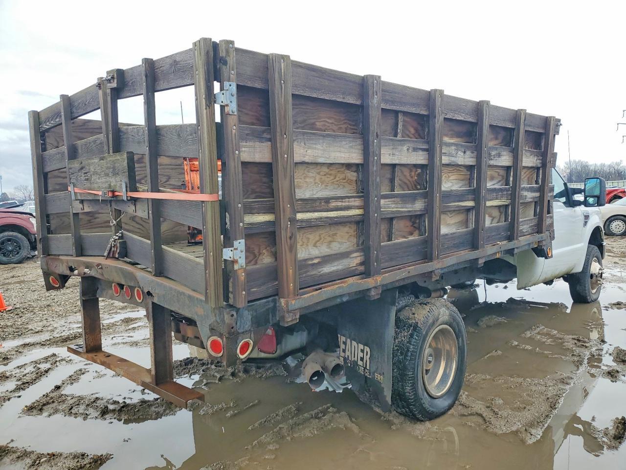 2008 Ford F350 Super Duty Flatbed Truck