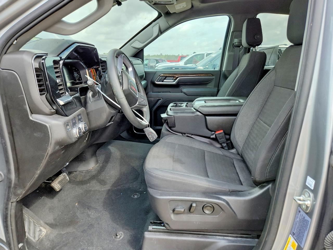 2025 GMC Sierra K2500 SLE