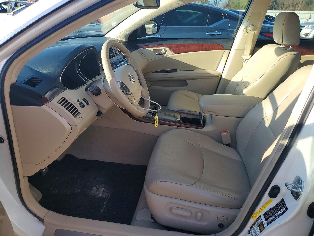 2011 Toyota Avalon Base