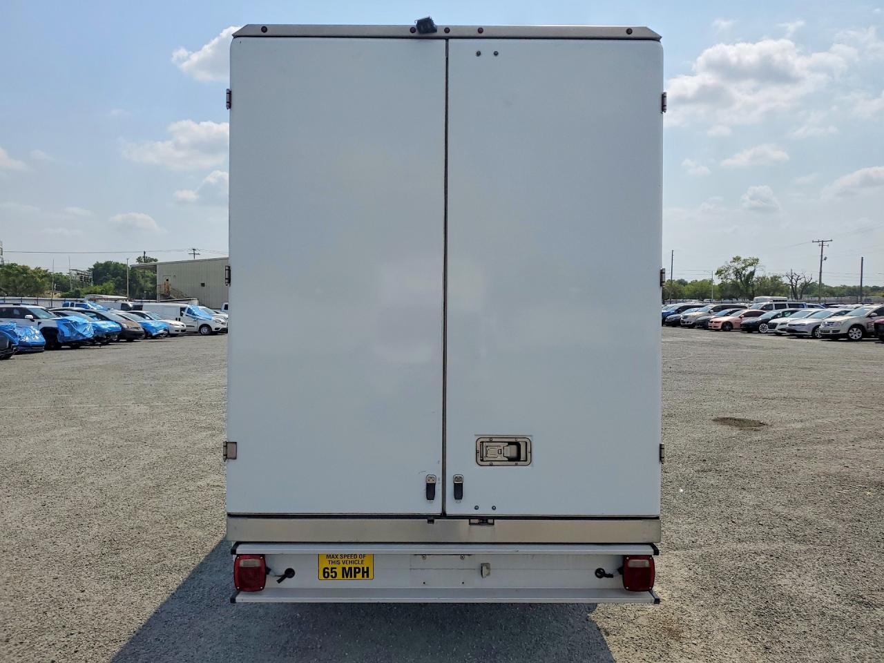 2021 Ford Transit Delivery Truck