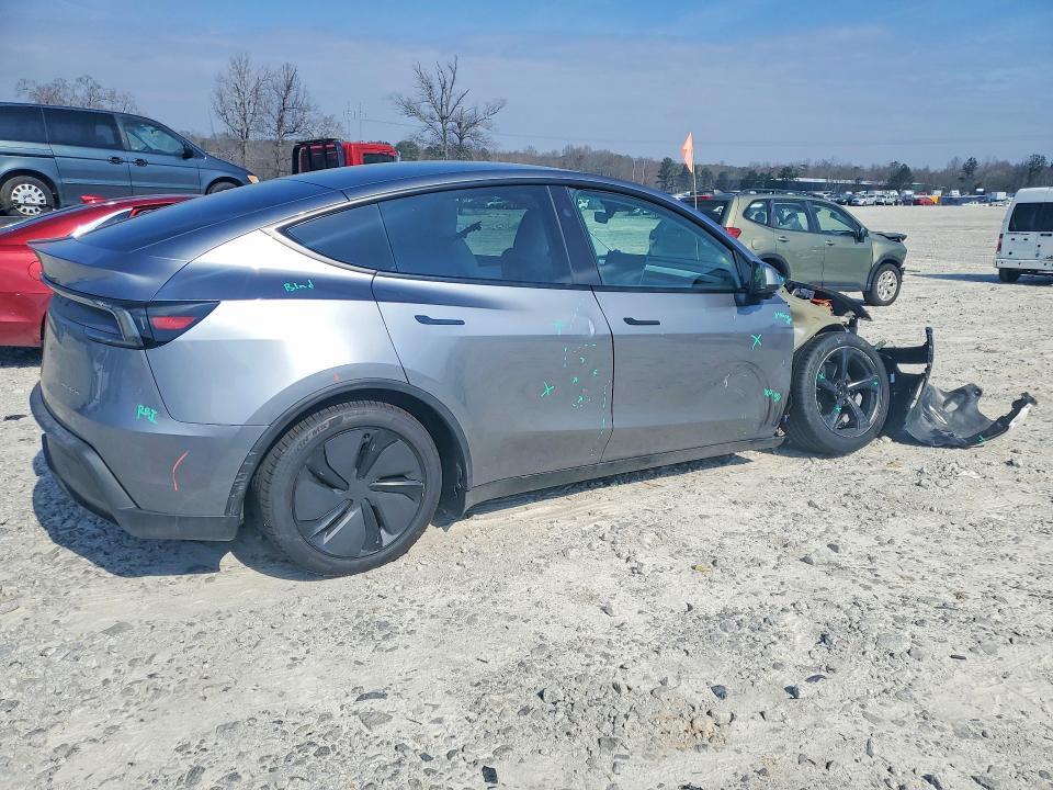 2026 Tesla Model y
