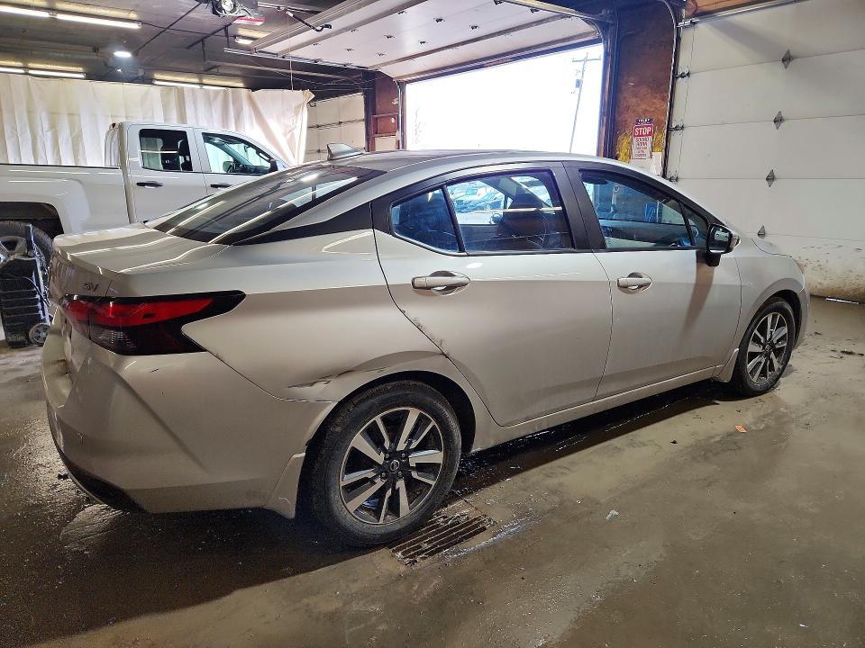 2021 Nissan Versa sv