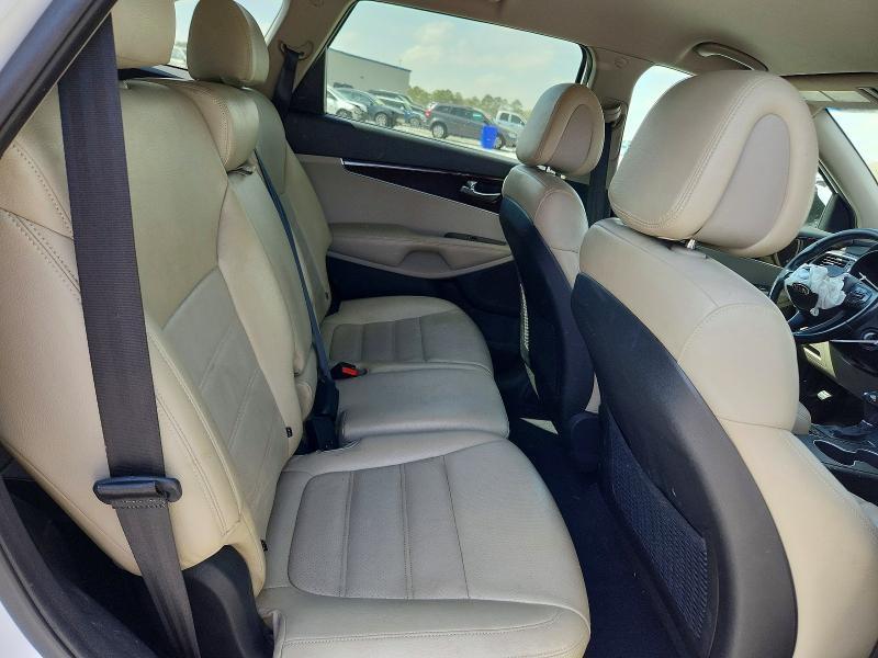 2016 KIA Sorento lx