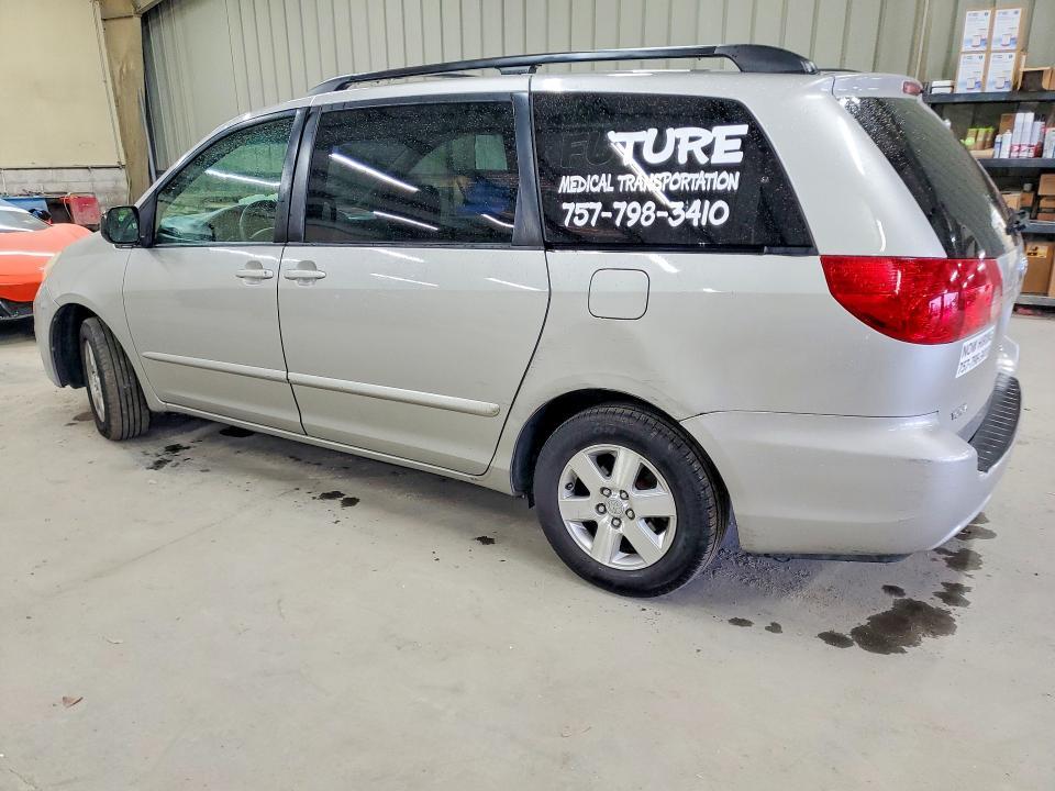 2008 Toyota Sienna le 7-passenger