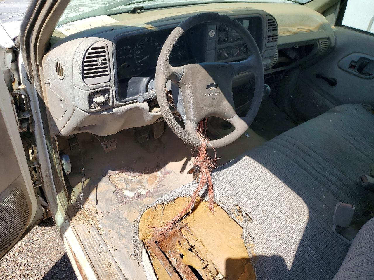 1995 Chev Rolet GMT-400 Flatbed Truck