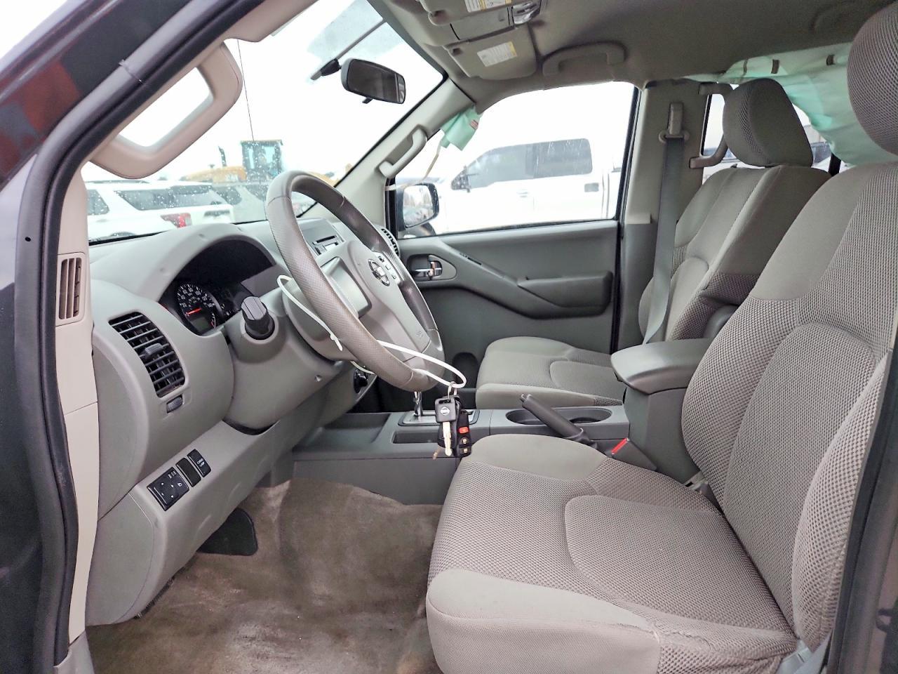 2012 Nissan Frontier SV V6