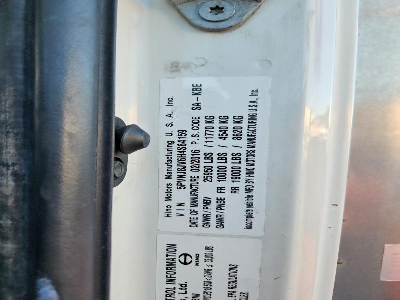 2017 Hino 258/268 box Truck