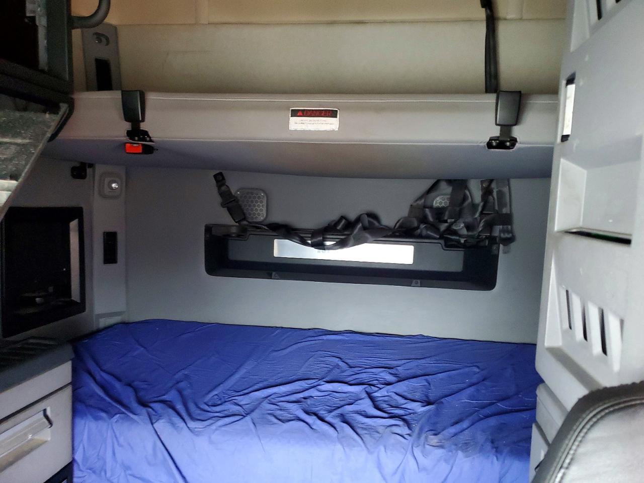 2020 Mack Anthem Semi Truck