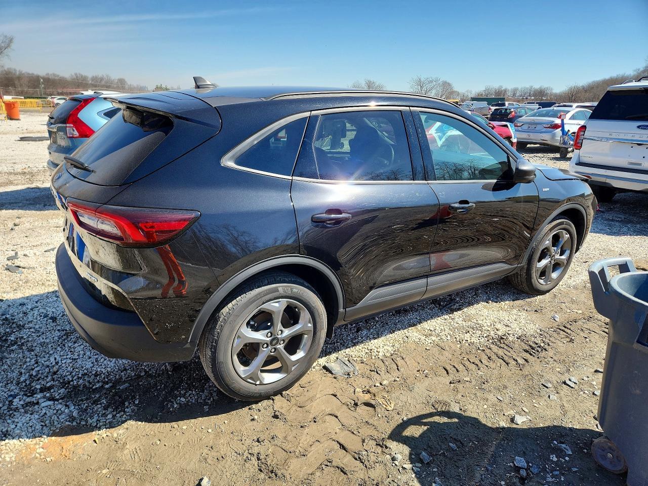 2025 Ford Escape st Line