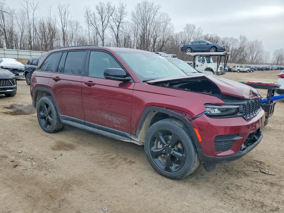 2024 Jeep Grand Cherokee Laredo