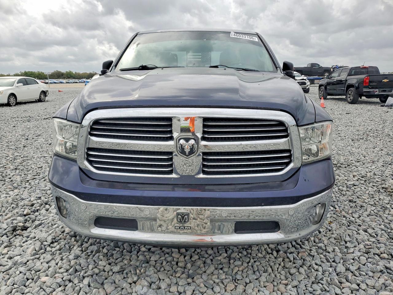 2015 Dodge RAM 1500 SLT