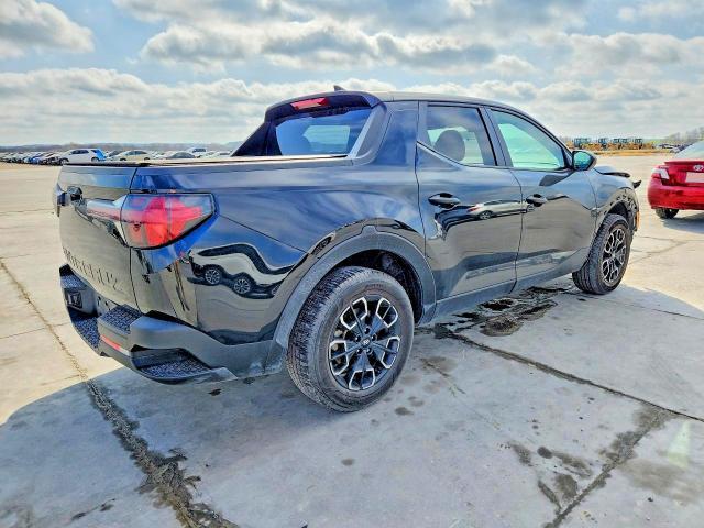 2023 Hyundai Santa Cruz SE