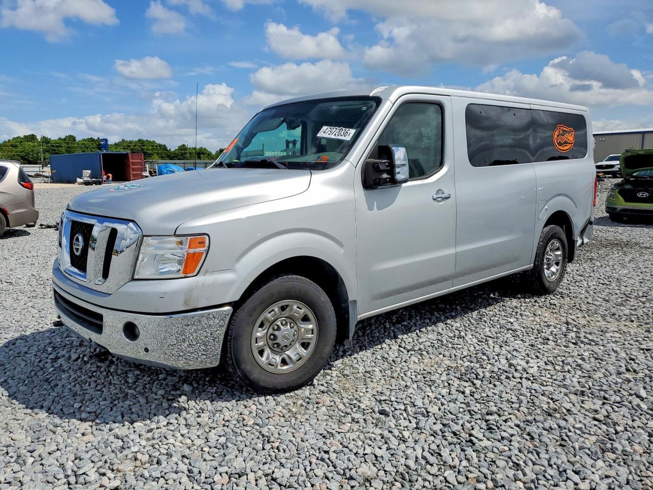 2017 Nissan NV 3500 HD SL