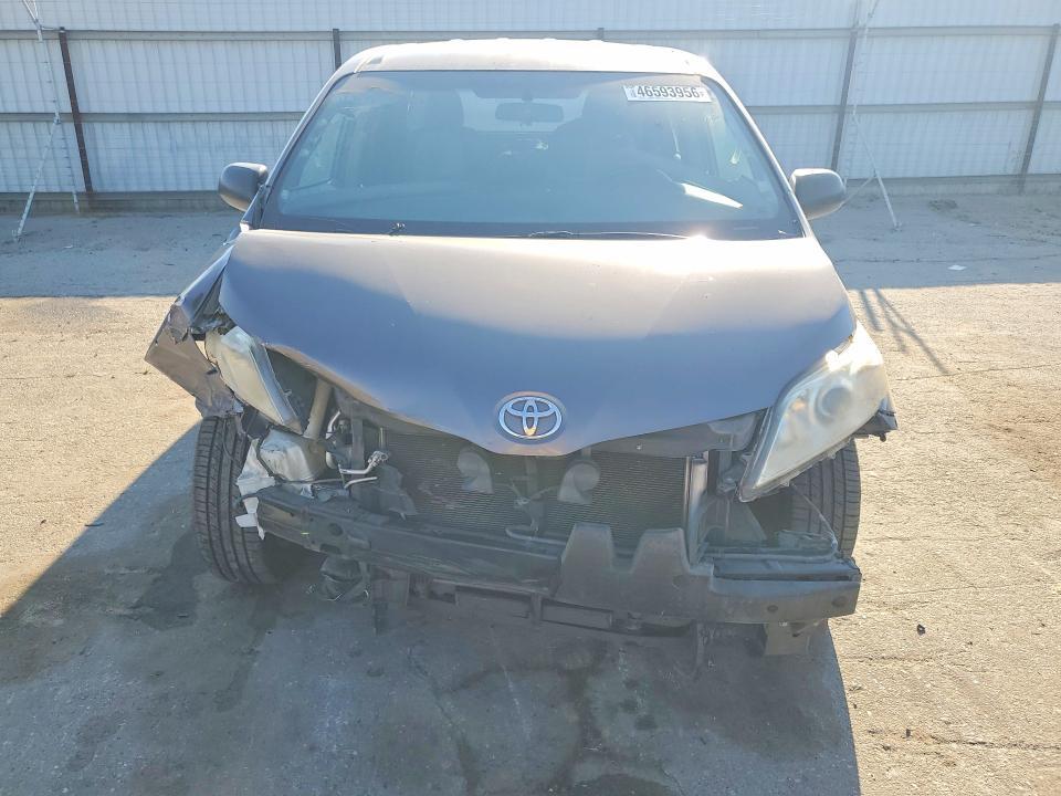 2016 Toyota Sienna l 7-passenger