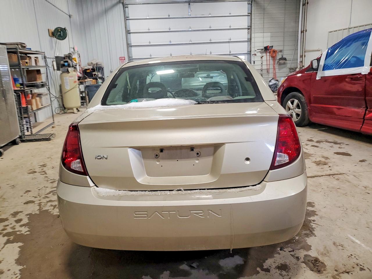 2004 Saturn Ion Level 2