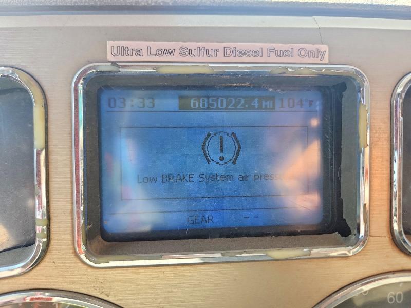 2008 Mack CHU613 Flatbed Truck