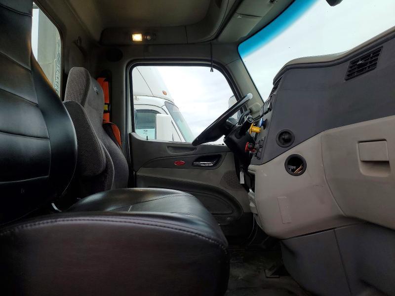 2019 Peterbilt 579 Semi Truck