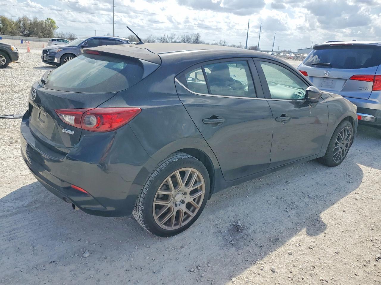 2018 Mazda 3 Touring