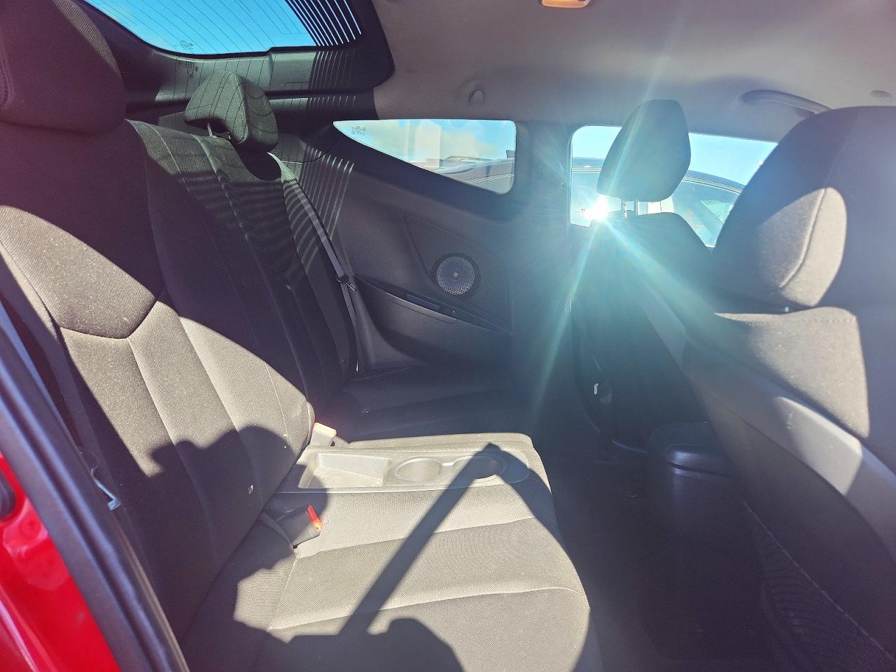 2016 Hyundai Veloster Base
