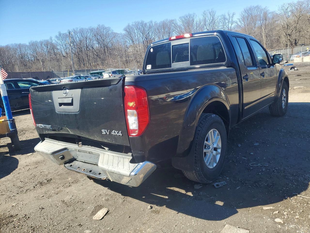 2016 Nissan Frontier SV