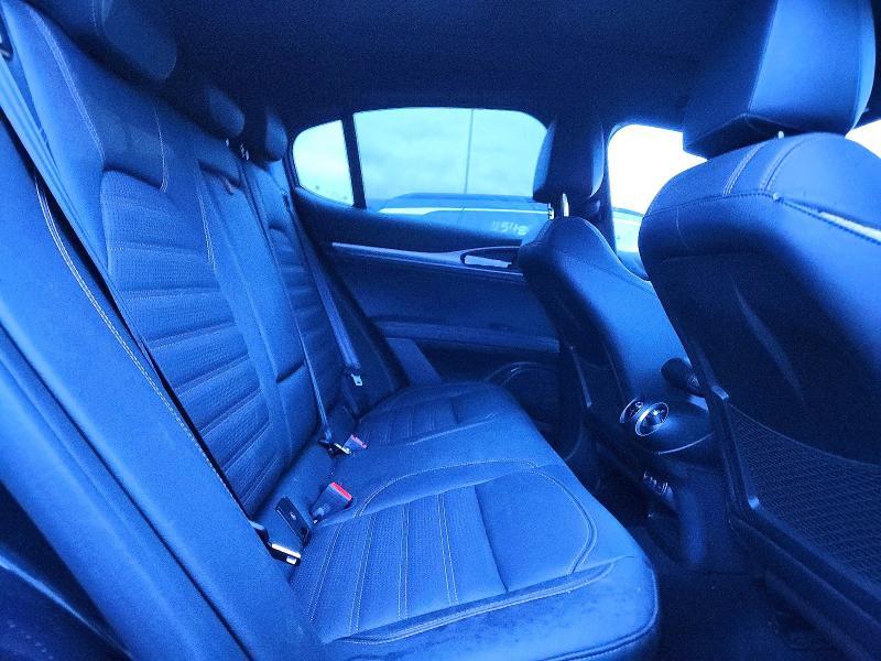 2025 Alfa Romeo Stelvio Base