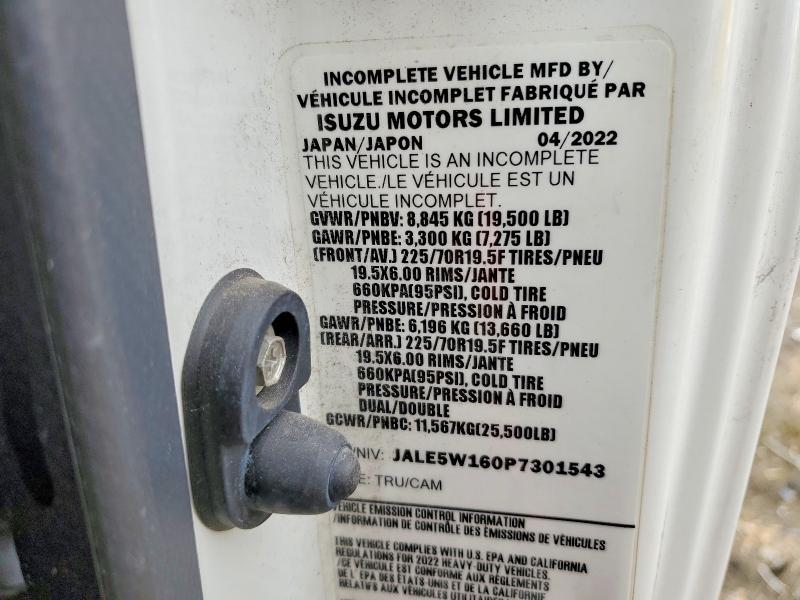 2023 Isuzu NRR Refrigerated BOX Truck