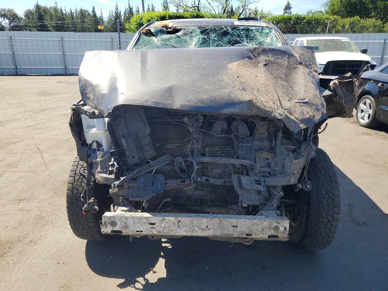 2017 Toyota Tacoma SR5 V6