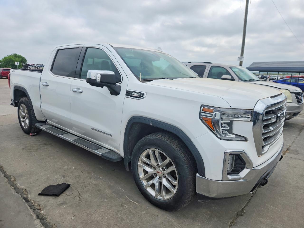 2020 GMC Sierra K1500 SLT