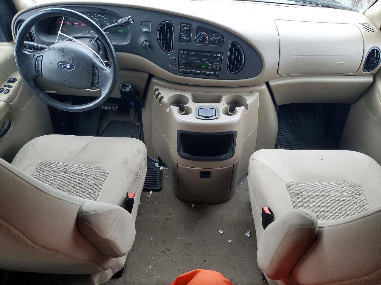 2005 Ford Econoline E350 Super Duty Wagon