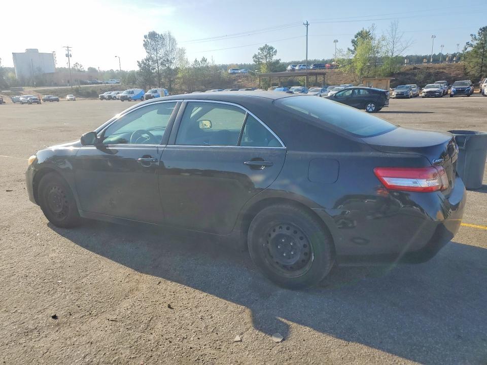 2011 Toyota Camry le