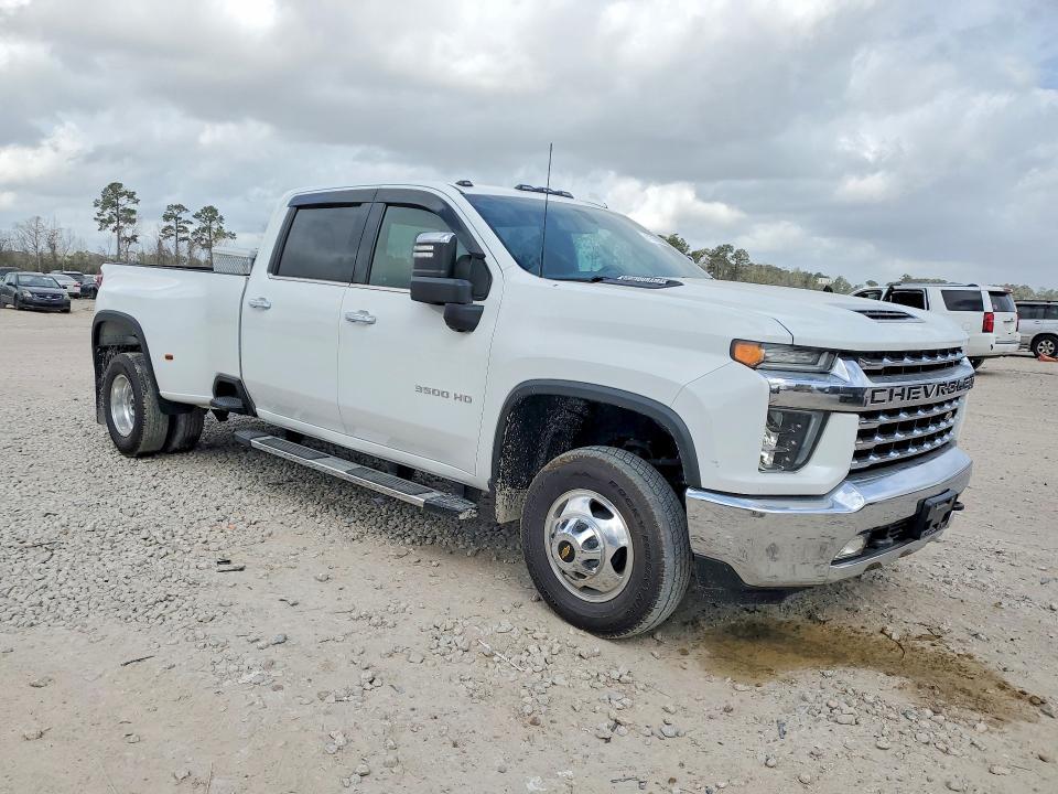 2022 Chevrolet Silverado C3500 LTZ