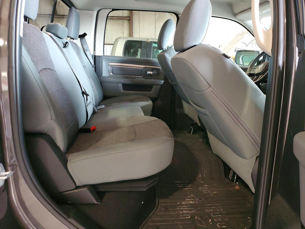 2017 Dodge RAM 1500 SLT