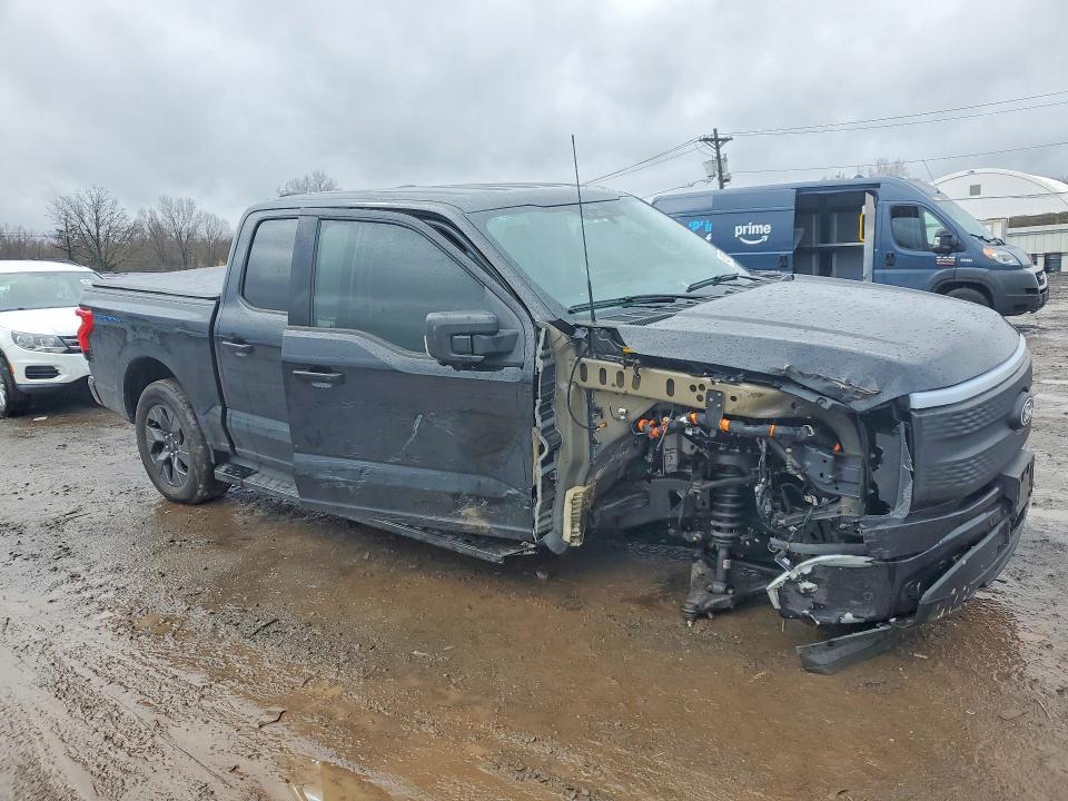 2024 Ford F150 Lightning XLT