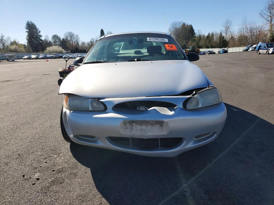 1998 Ford Escort se