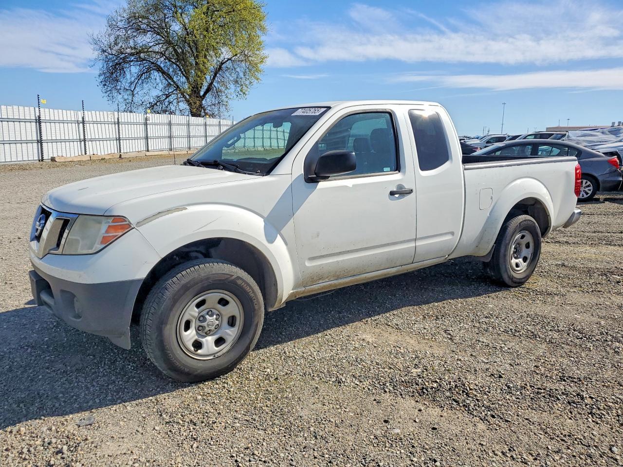 2016 Nissan Frontier S