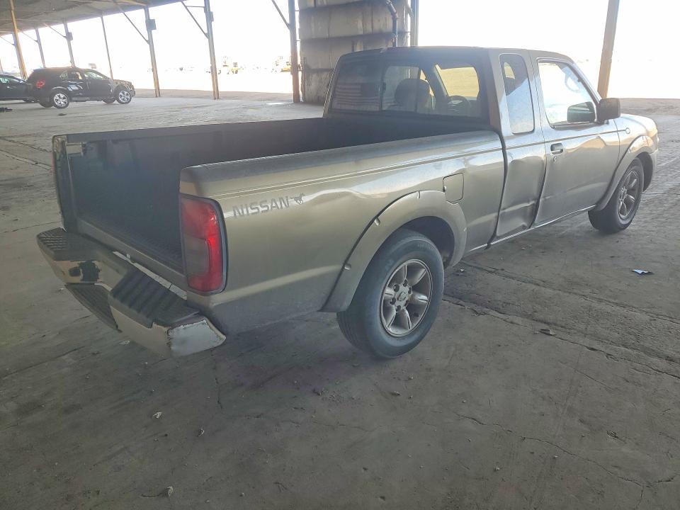 2002 Nissan Frontier Standard