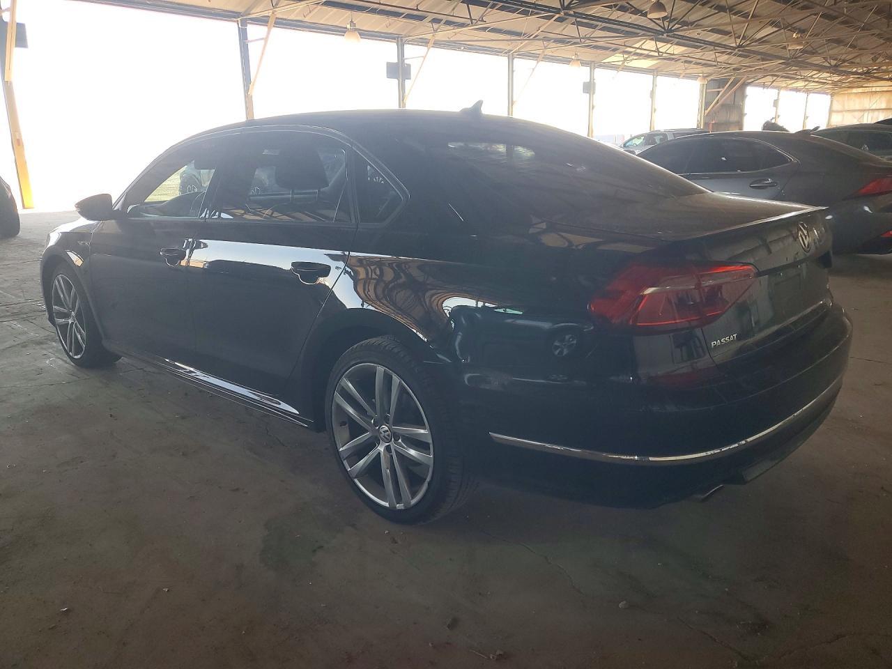 2018 Volkswagen Passat s